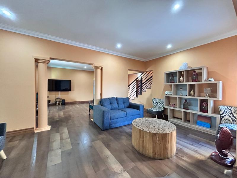 To Let 4 Bedroom Property for Rent in Xanadu North West